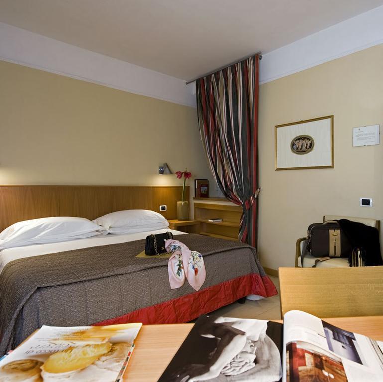 Hotel De Petris Roma