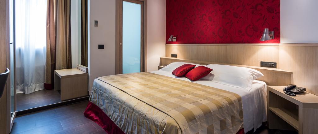 Hotel De Petris Rome